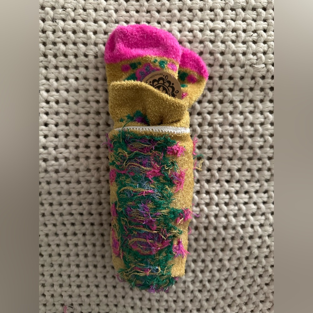 Floral Patterned Socks with Pink Accents - Picture 4 of 4